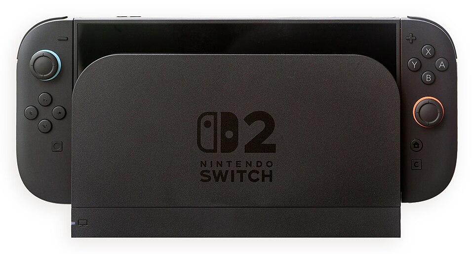 Nintendo Switch 2 colocada en su base para jugar en la tele